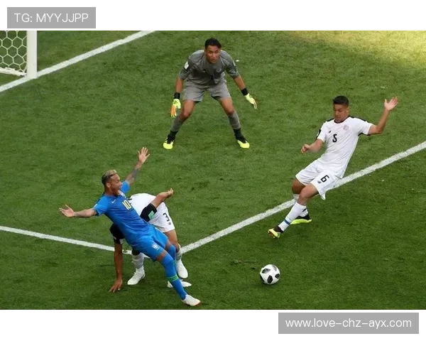 费耶诺德盯内马尔式自由踢法：开启足球技艺的明星秘笈